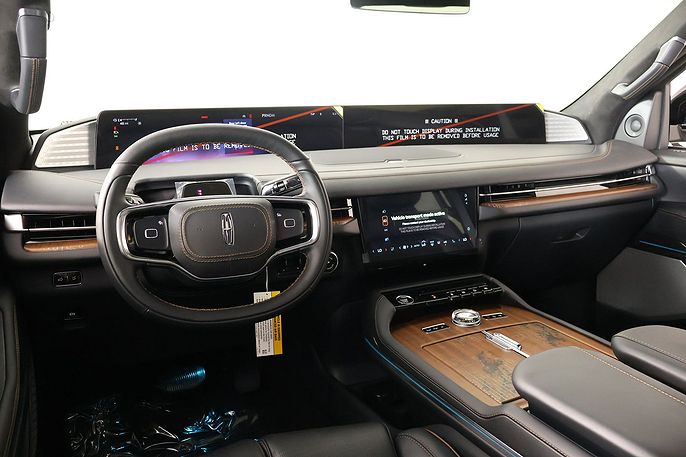 2026 Lincoln Navigator L