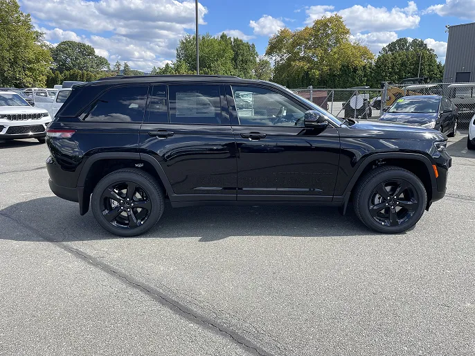 2025 Jeep Grand Cherokee