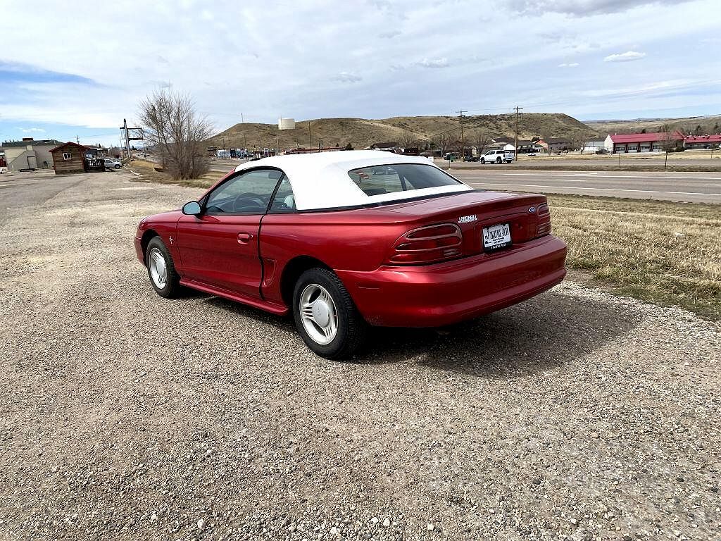 1994 Ford Mustang null image 2