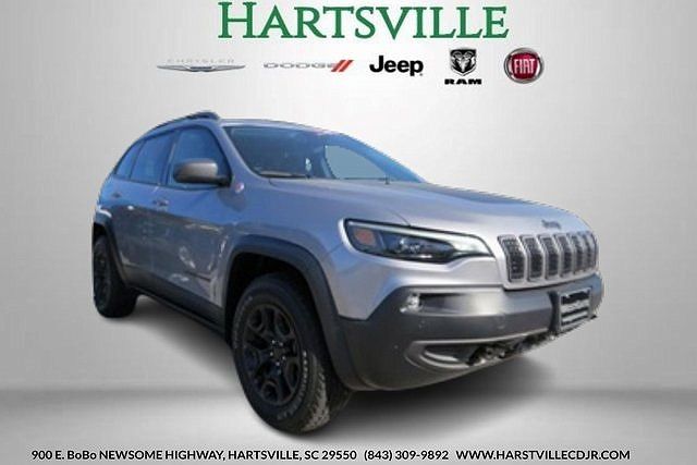 2021 Jeep Cherokee Trailhawk image 1