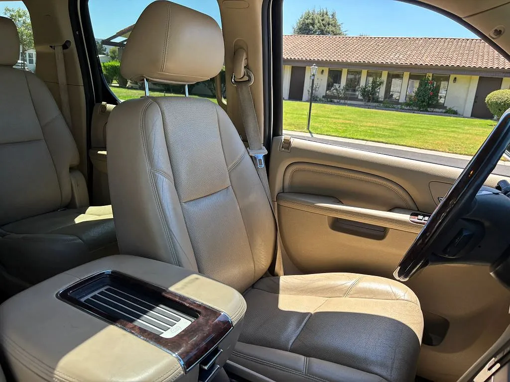 2012 Cadillac Escalade