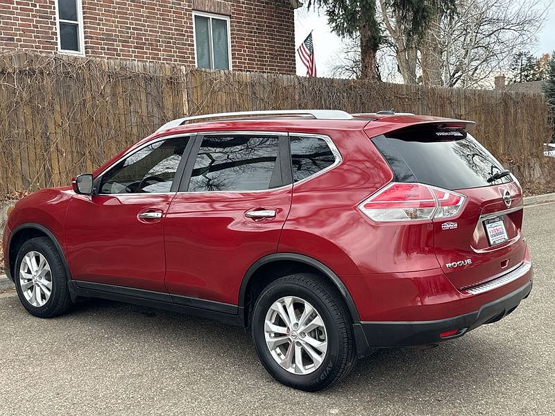 2015 Nissan Rogue null image 5