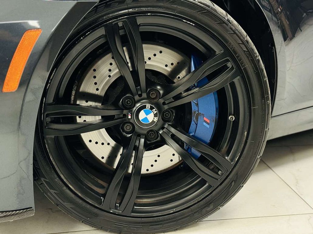 2015 BMW M5 null image 5