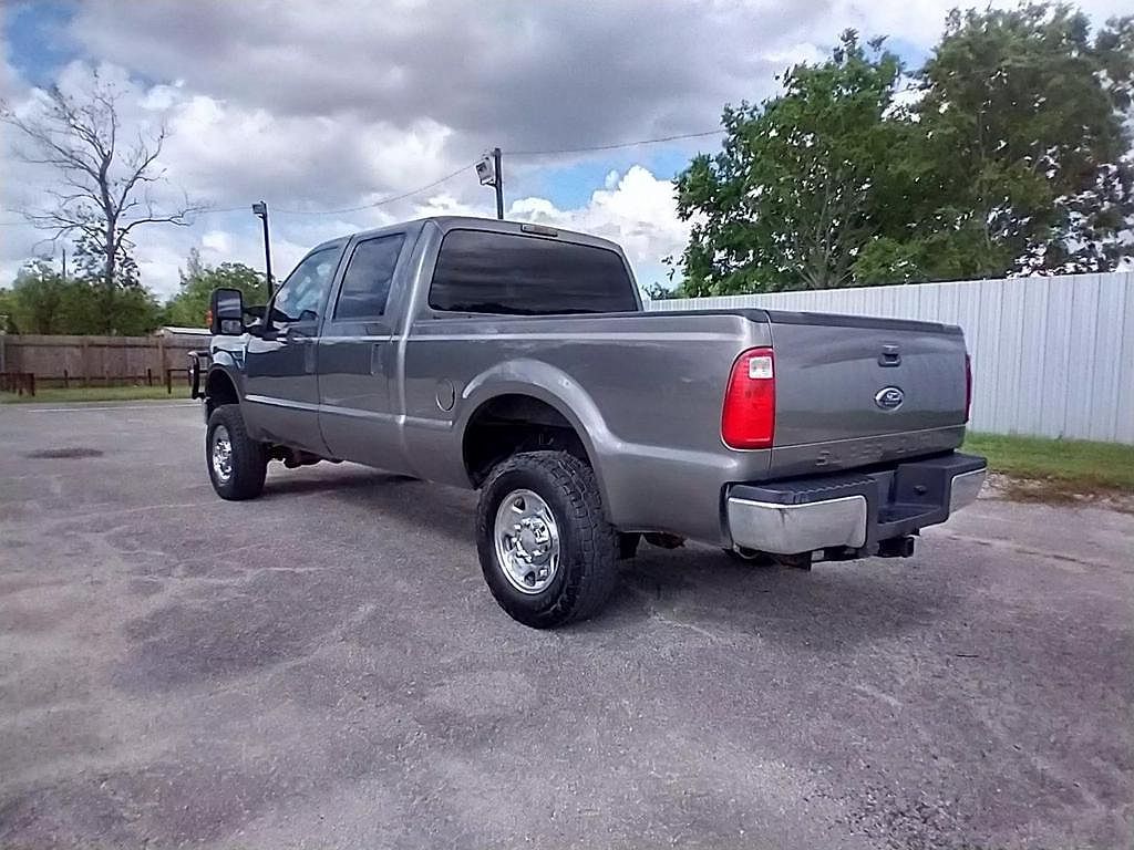 2009 Ford F-250 FX4 image 5