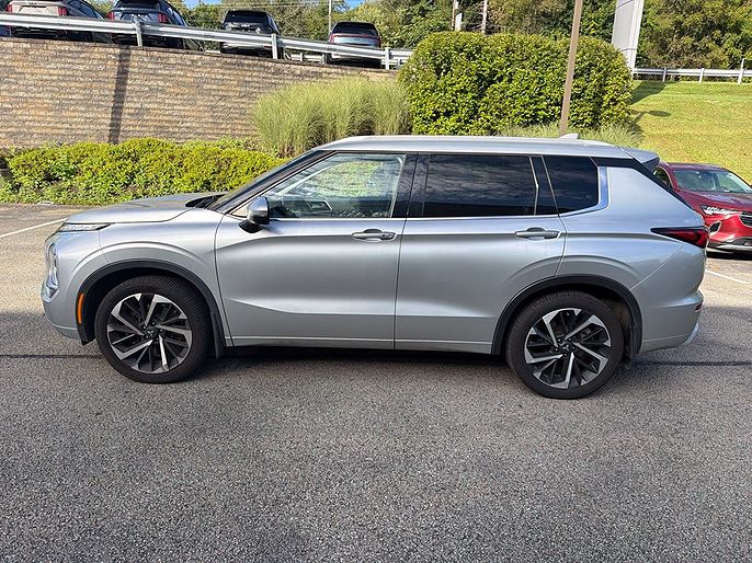 2022 Mitsubishi Outlander