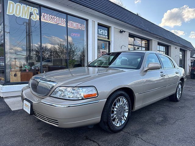2008 Lincoln Town Car
