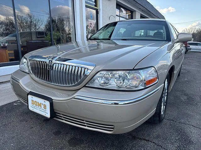 2008 Lincoln Town Car