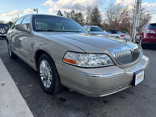 2008 Lincoln Town Car