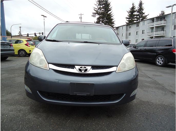 2010 Toyota Sienna