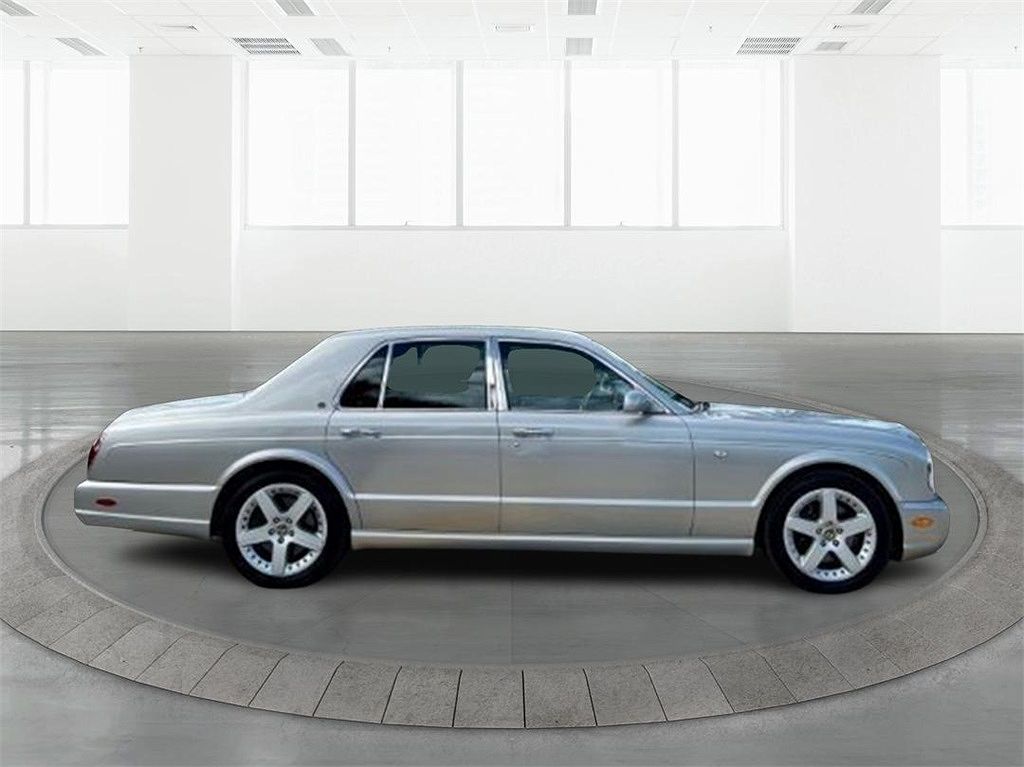 2004 Bentley Arnage T image 0