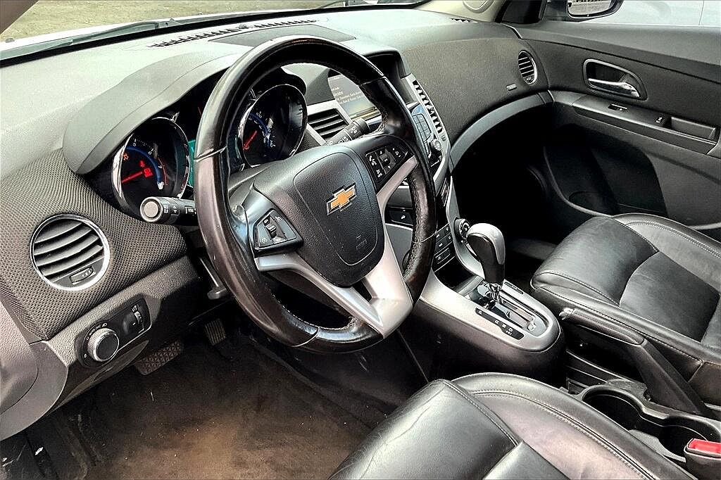 2016 Chevrolet Cruze LTZ image 14