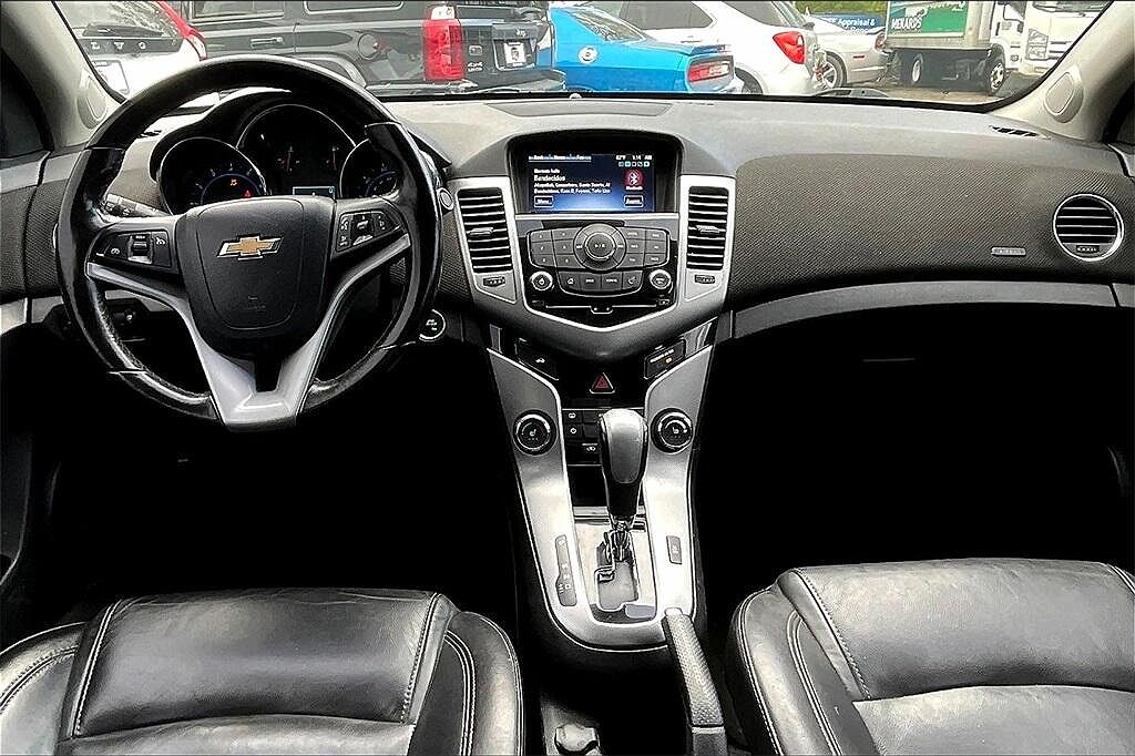 2016 Chevrolet Cruze LTZ image 6
