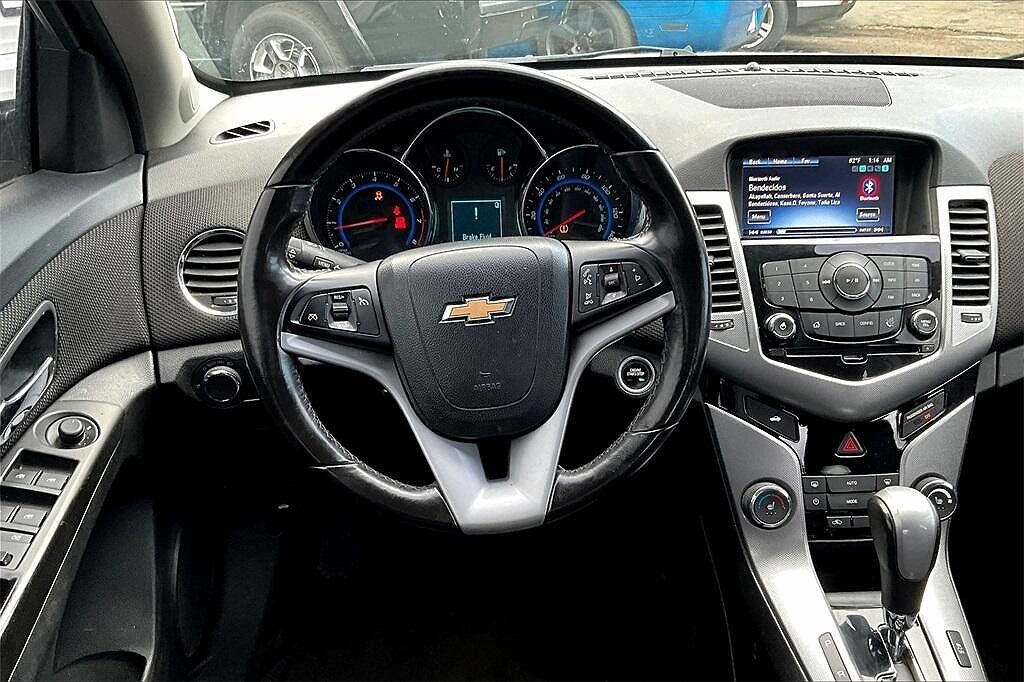 2016 Chevrolet Cruze LTZ image 7
