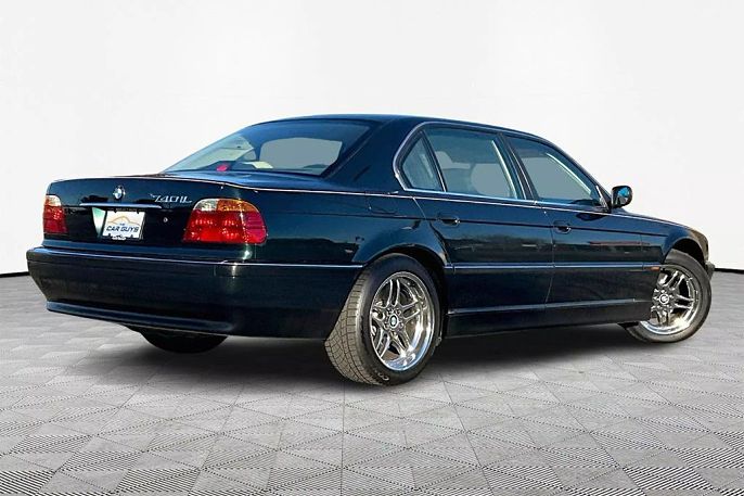 2000 BMW 7 Series