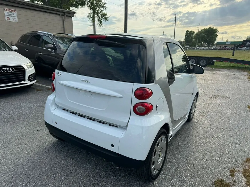 2012 Smart Fortwo Pure image 4