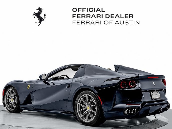 2022 Ferrari 812 GTS