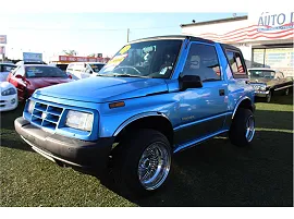 Used 1998 Chevrolet Tracker ($10,999) | CarStory