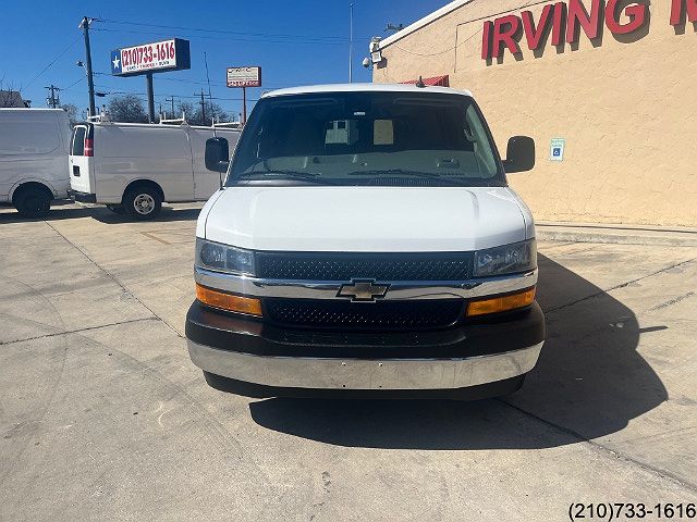 2019 Chevrolet Express 3500 image 1