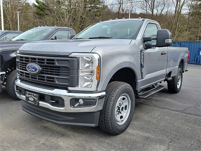 2024 Ford F-350 XL image 2
