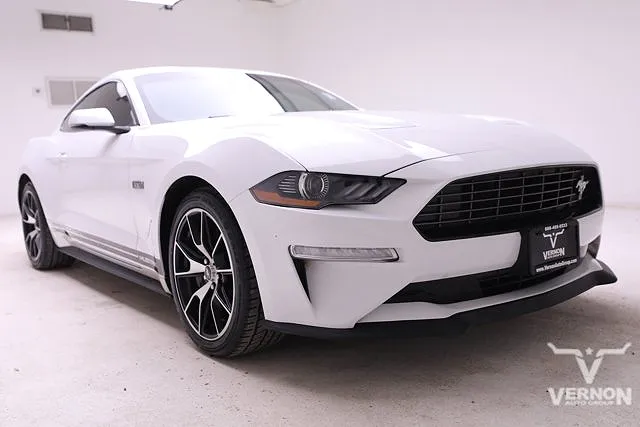 2022 Ford Mustang