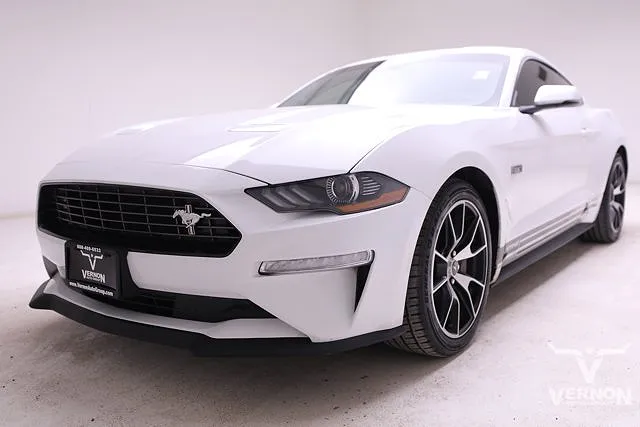 2022 Ford Mustang