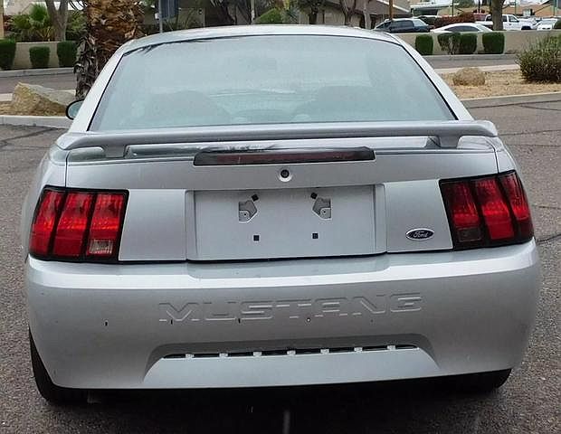 2004 Ford Mustang null image 3