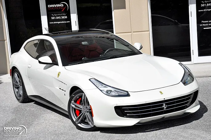 2017 Ferrari GTC4Lusso