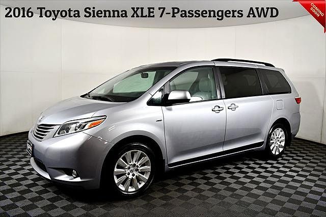 2016 Toyota Sienna