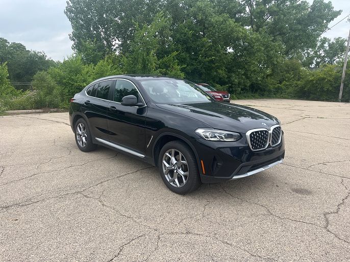 2025 BMW X4