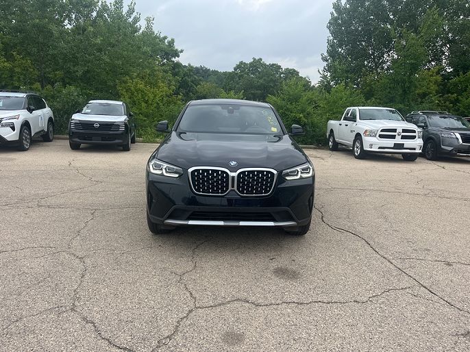 2025 BMW X4
