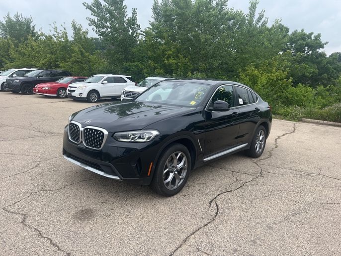 2025 BMW X4