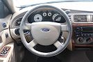 2005 Ford Taurus SEL image 22