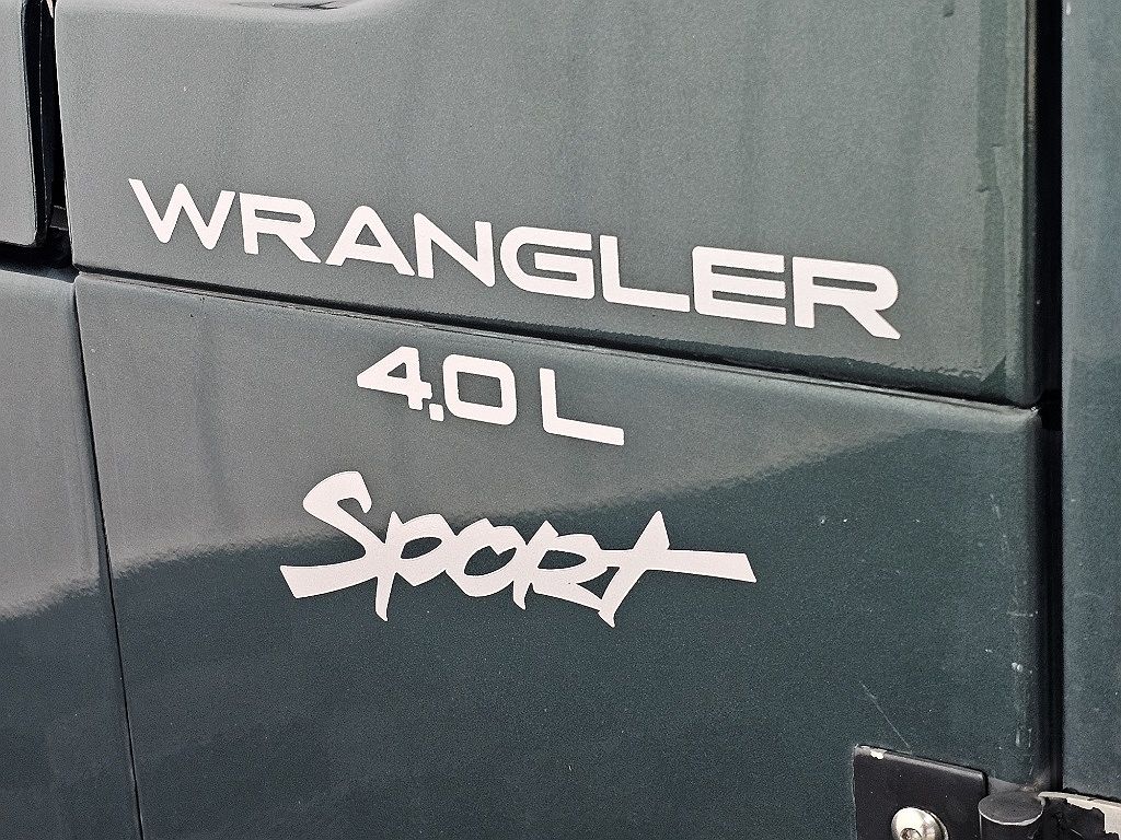 2000 Jeep Wrangler Sport image 27
