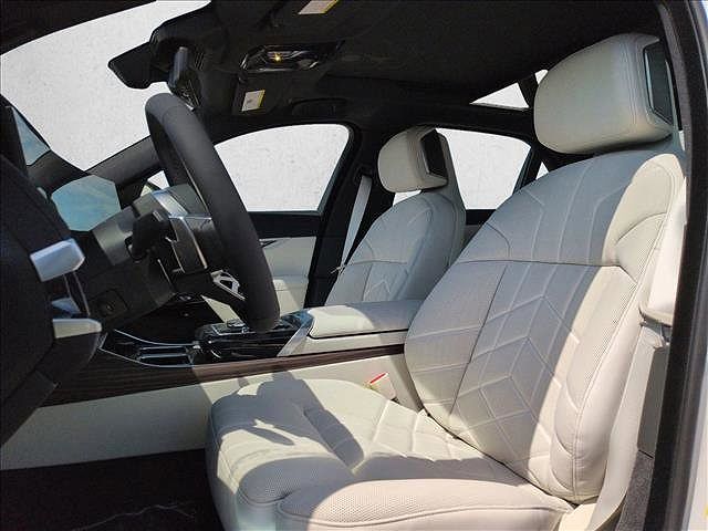 2026 BMW i7
