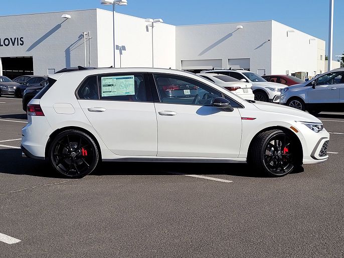 2024 Volkswagen Golf