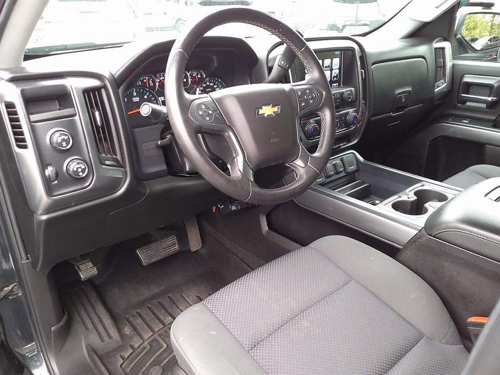 2017 Chevrolet Silverado 1500 LT image 9