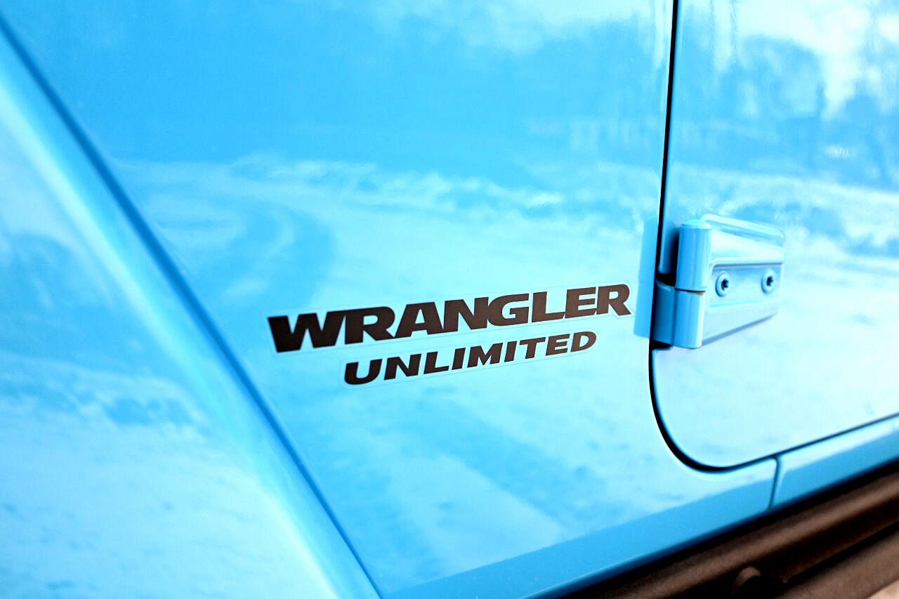 2017 Jeep Wrangler Winter image 10