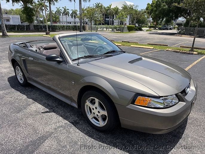 2002 Ford Mustang