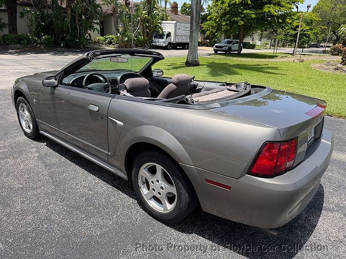 2002 Ford Mustang
