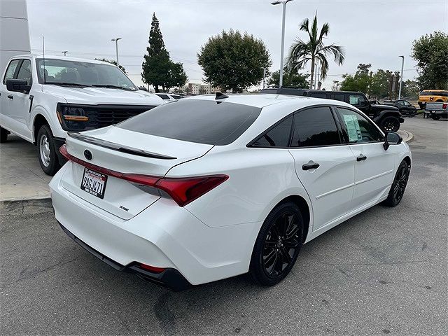 2022 Toyota Avalon