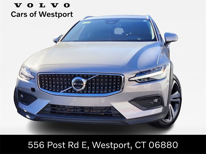 2025 Volvo V60