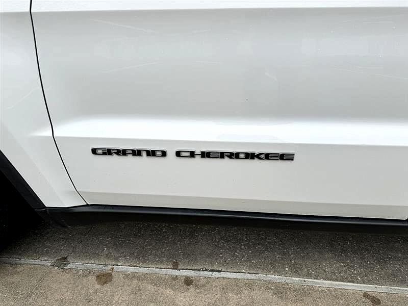 2018 Jeep Grand Cherokee Laredo image 25