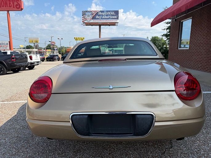2005 Ford Thunderbird