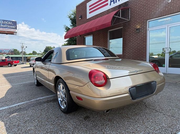 2005 Ford Thunderbird