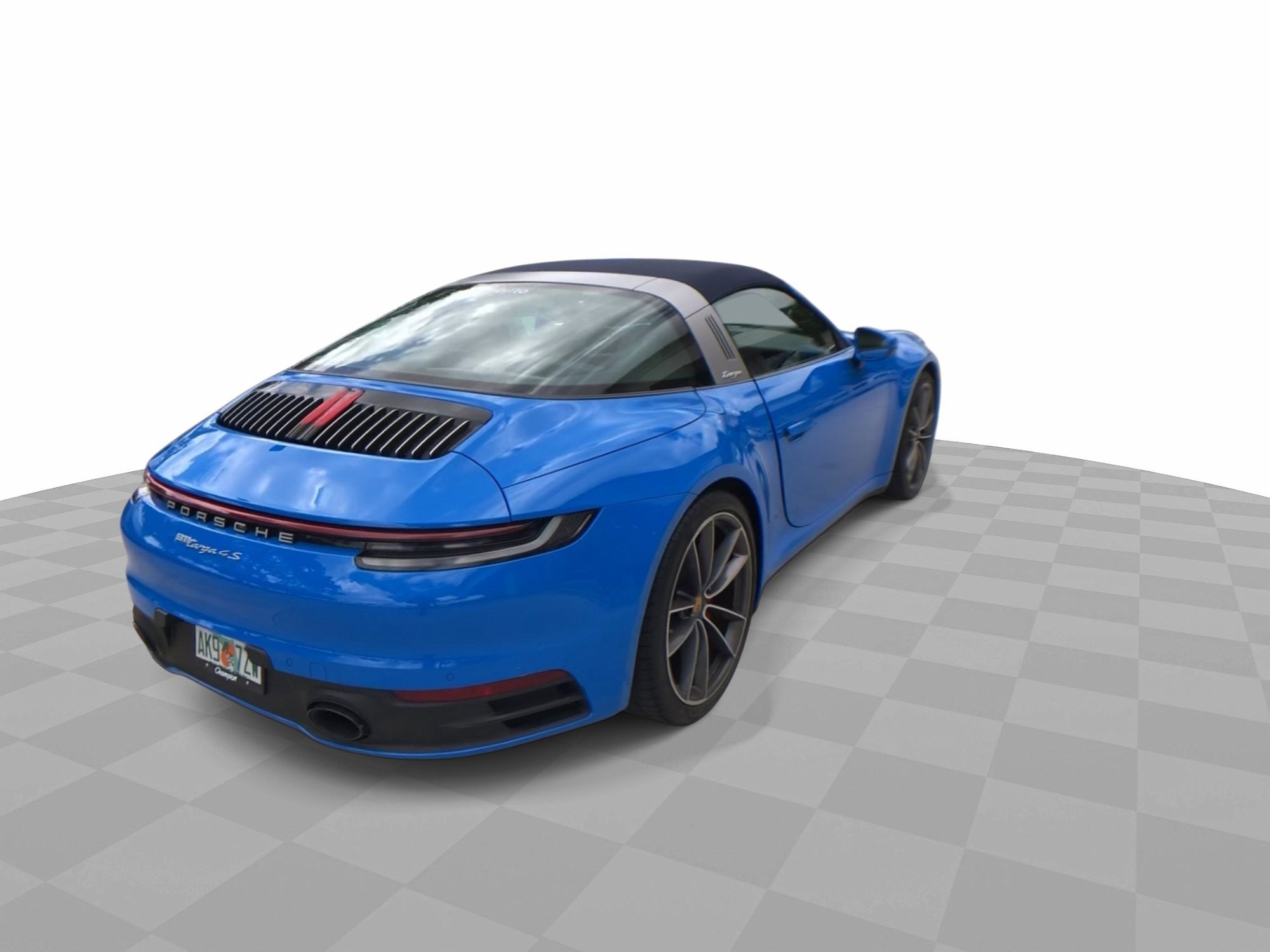 2023 Porsche 911 Targa image 13