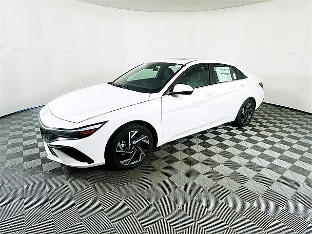2024 Hyundai Elantra