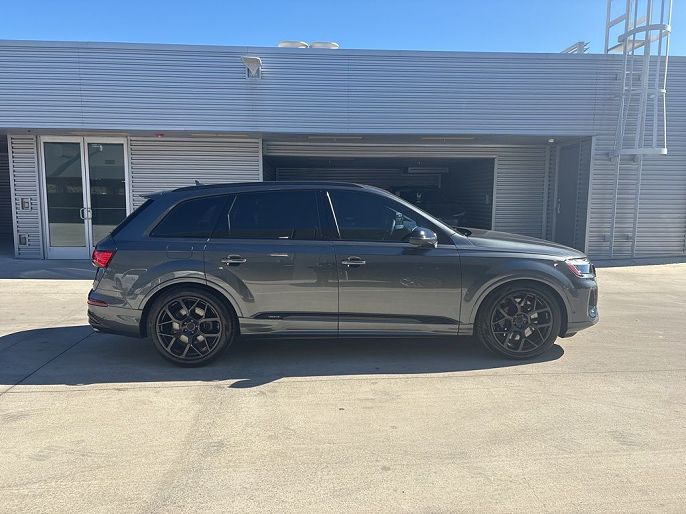 2026 Audi SQ7