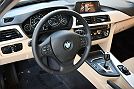 2017 BMW 3 Series 320i image 11