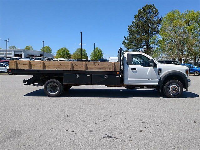 2018 Ford F-550 XL image 2