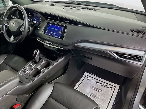 2023 Cadillac XT4 Premium Luxury photo 10